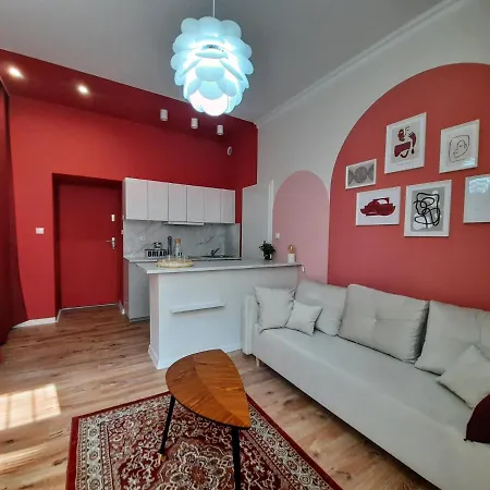Moniuszki Studio 2 With Sofa Bed *